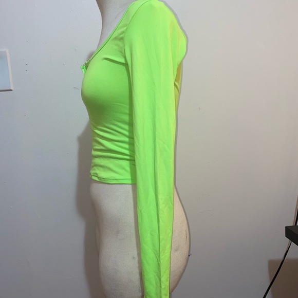 Fashion Nova Crop Top - Picture 2 of 3